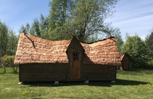 grand de lux guesthouse